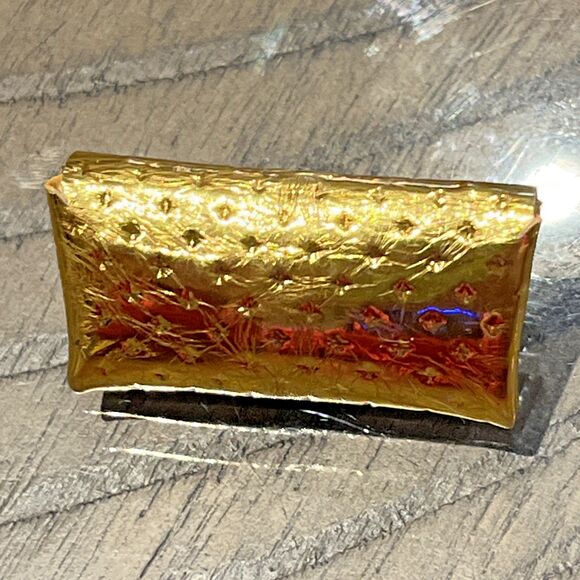 Vintage Barbie 1960s GOLD DIMPLE CLUTCH PURSE - Picture 2 of 2